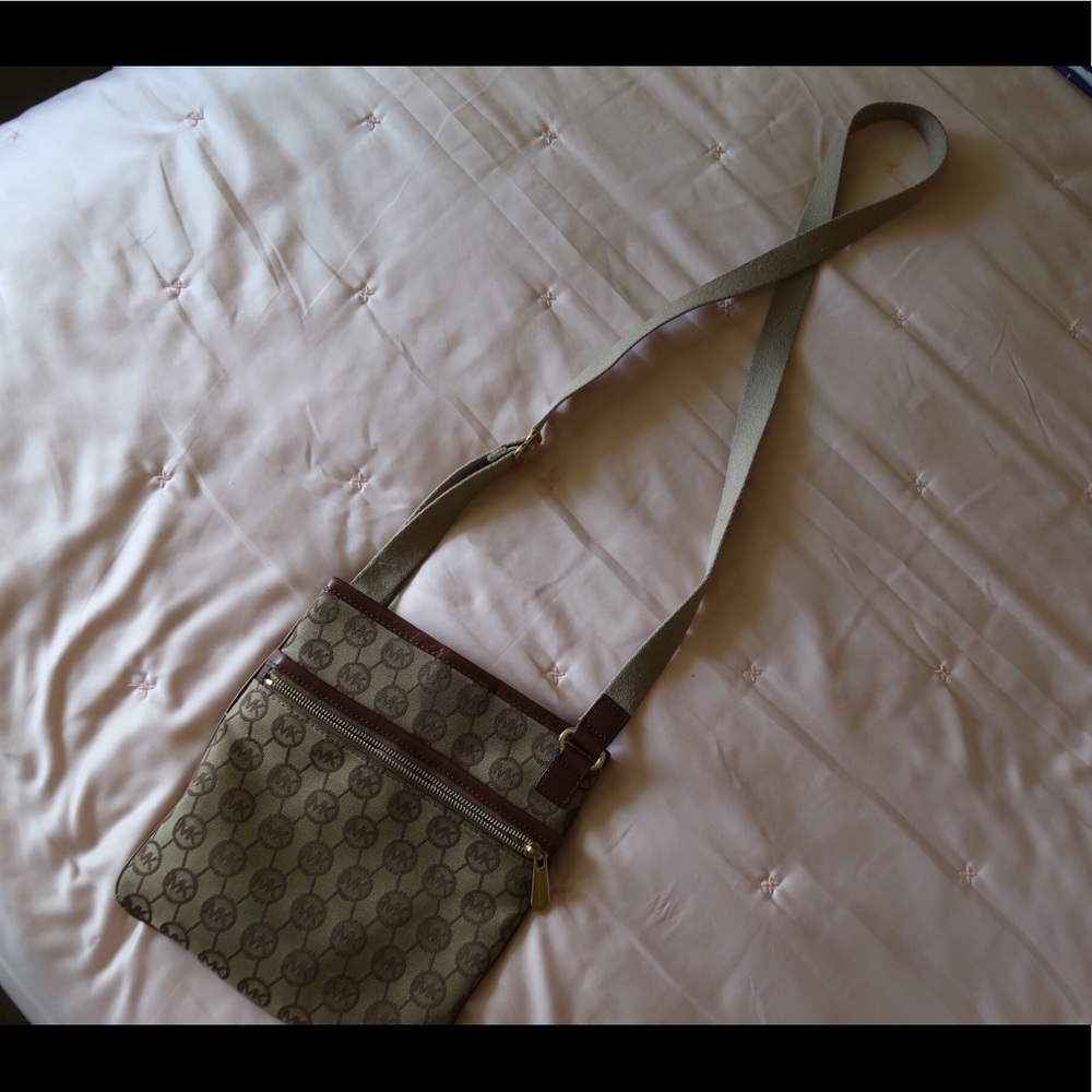 Michael Kors Crossbody